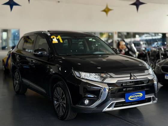 MITSUBISHI OUTLANDER 2.0 MIVEC GASOLINA HPE AUTOMÁTICO